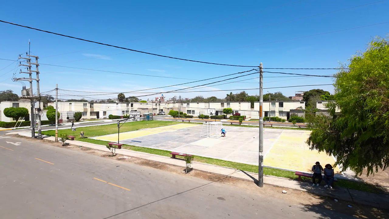 VENTA DE AMPLIO TERRENO EN URB. PATAZCA